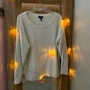 XL white velvet sweater